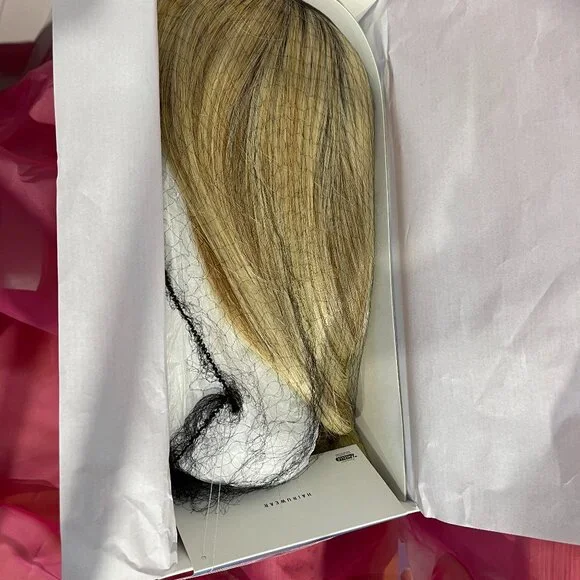 NIB Gabor Essentials Simply Delightful Heat Friendly Long Wig Ash Blonde Rooted - Picture 3 of 5